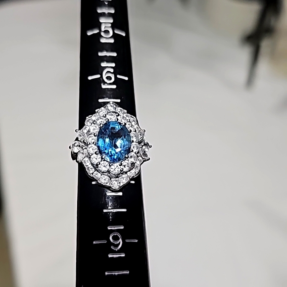 Blue Topaz Oval Ring Stamped 925 - Picture 7 of 9